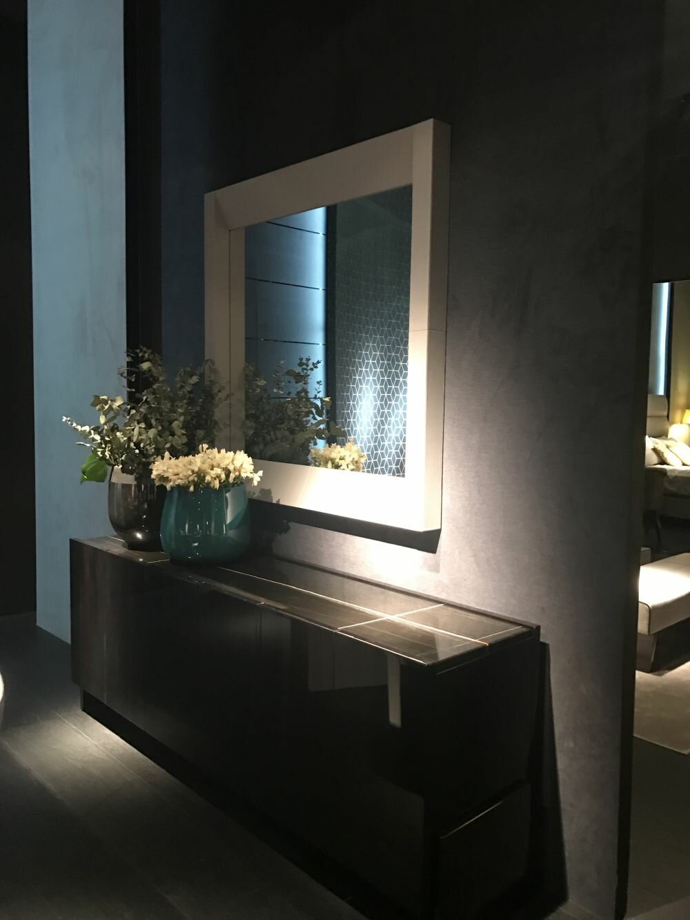 Entryway Mirror | Foyer Pedestal Table | Hallway Table Lamps